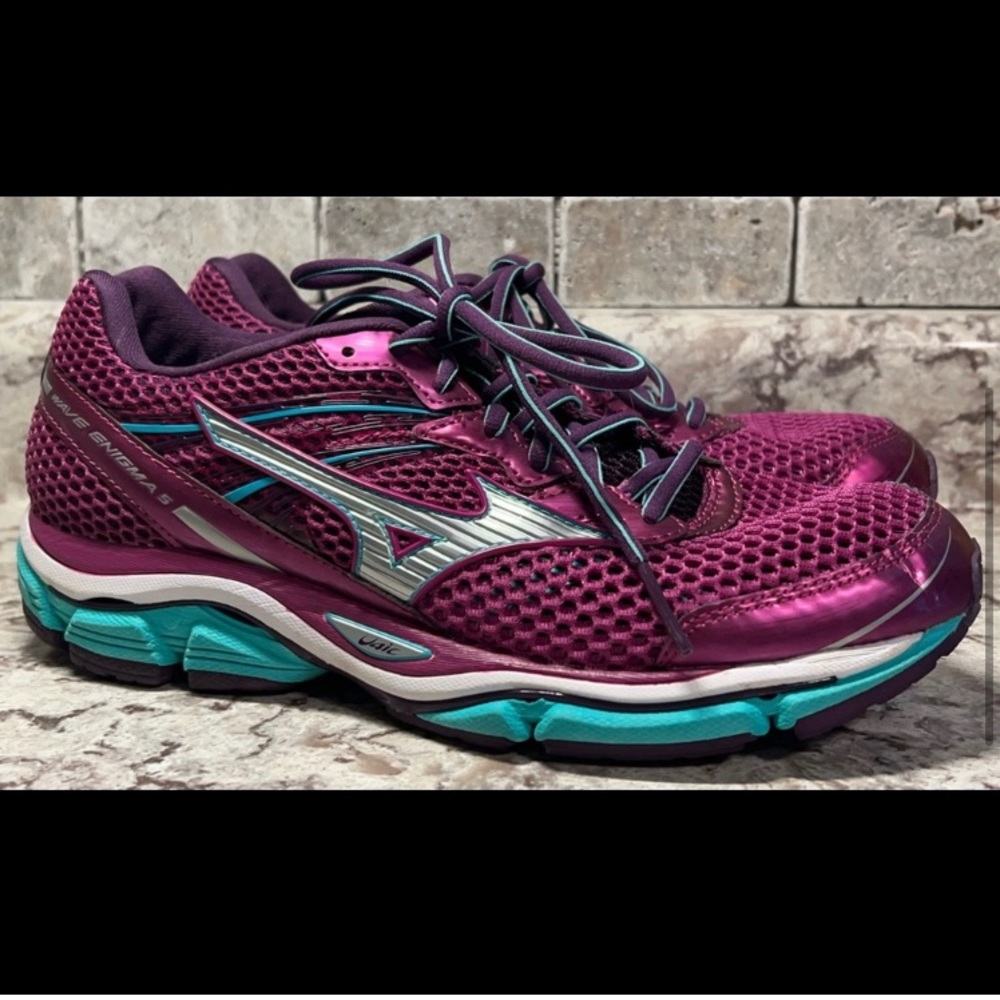 Mizuno Wave Enigma 5 Running Shoes